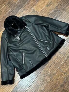 SHEIN Curve Plus Size Black Faux Leather Aviator Jacket with Fur Trim